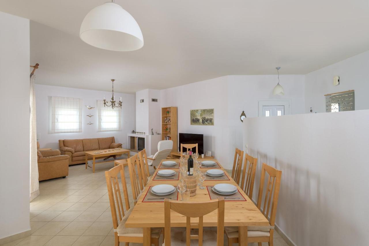 Villa Evelyn Pefki Esterno foto