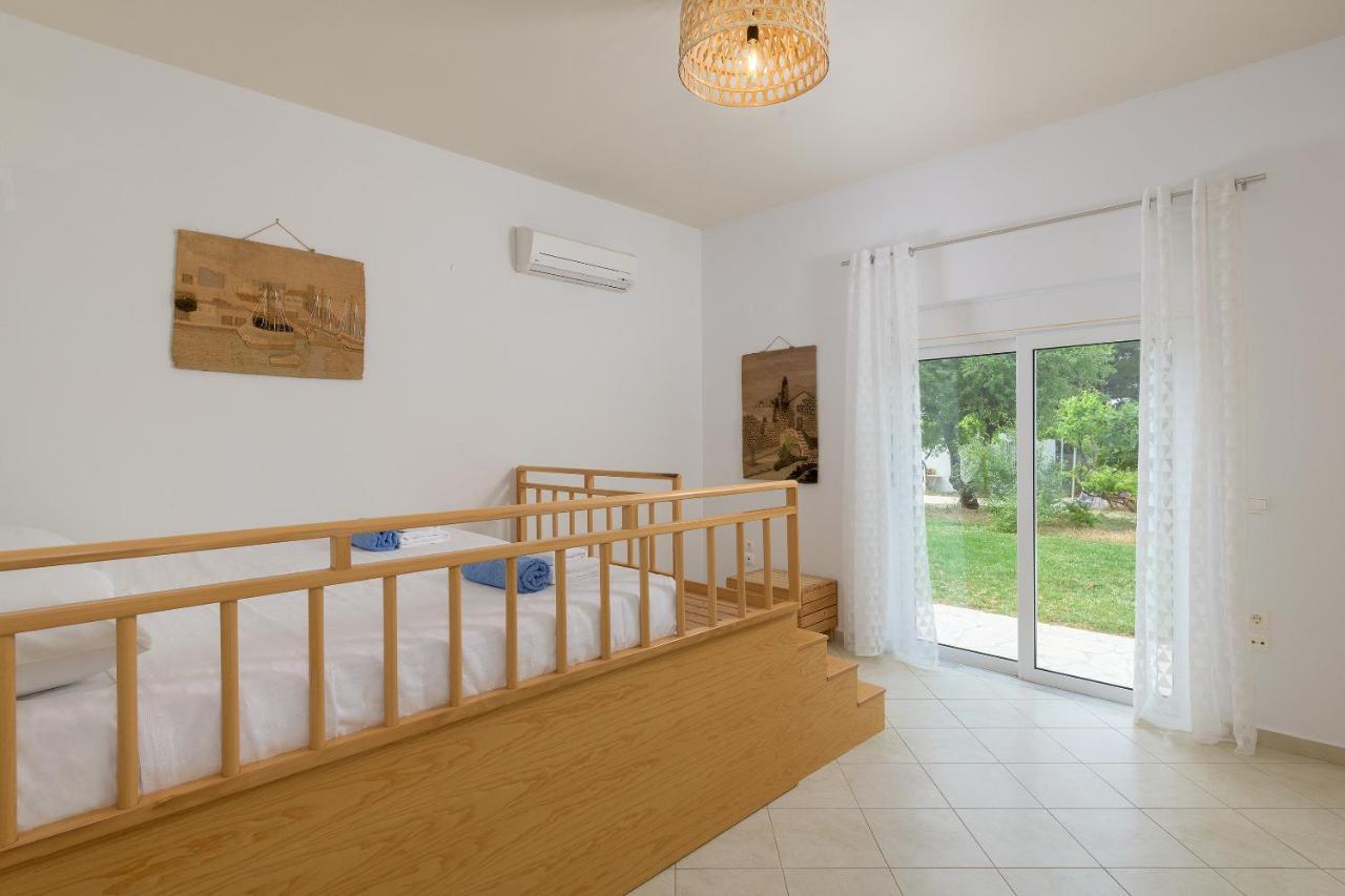 Villa Evelyn Pefki Esterno foto